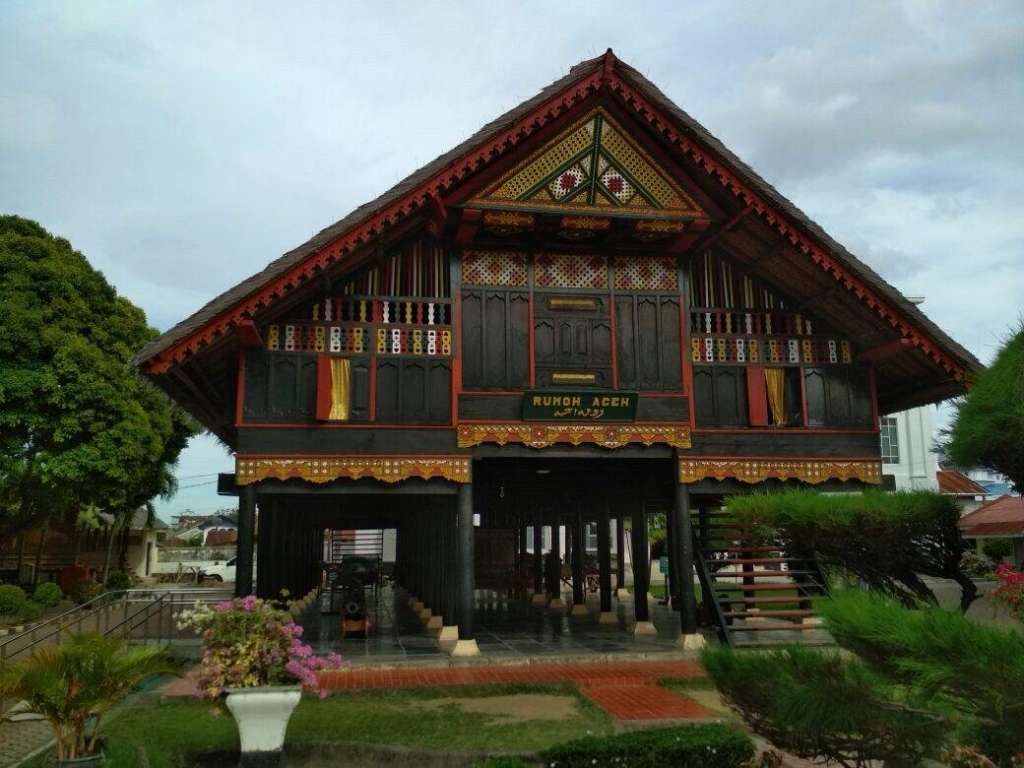 Detail Nama Rumah Adat Nanggroe Aceh Darussalam Nomer 28