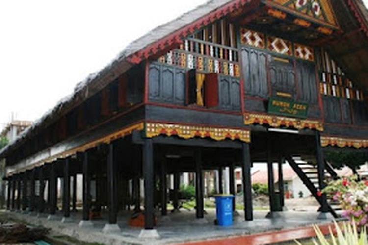 Detail Nama Rumah Adat Nanggroe Aceh Darussalam Nomer 31