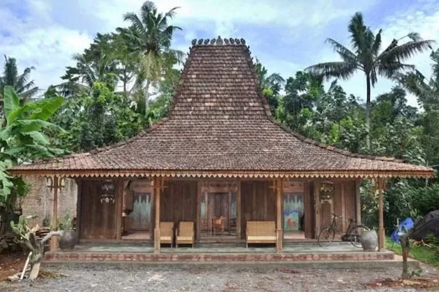 Detail Nama Rumah Adat Suku Jawa Nomer 13