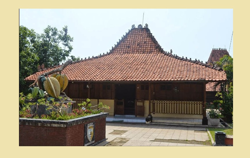 Detail Nama Rumah Adat Suku Jawa Nomer 10