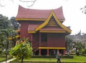 Detail Nama Rumah Adat Suku Melayu Nomer 31