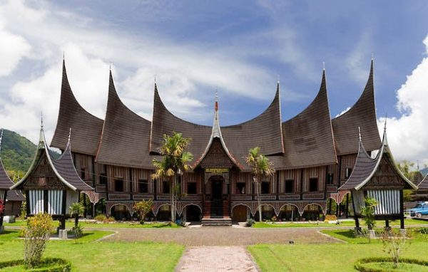 Detail Nama Rumah Adat Suku Minangkabau Nomer 7