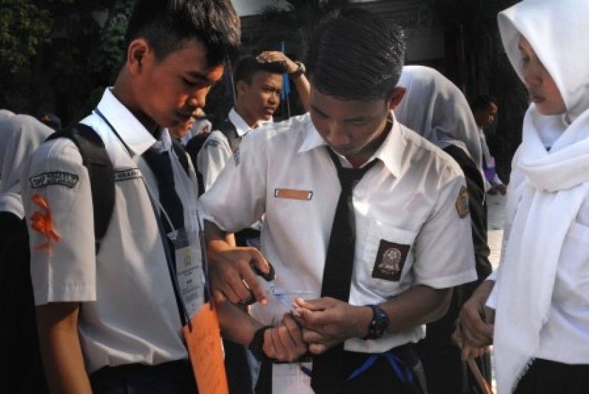 Detail Name Tag Mpls Kreatif Nomer 29
