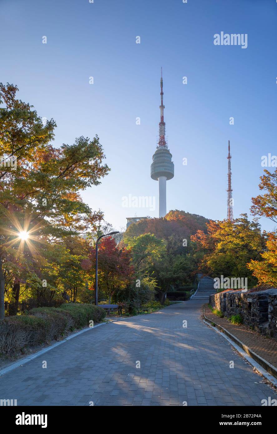 Detail Namsan Tower Png Nomer 39