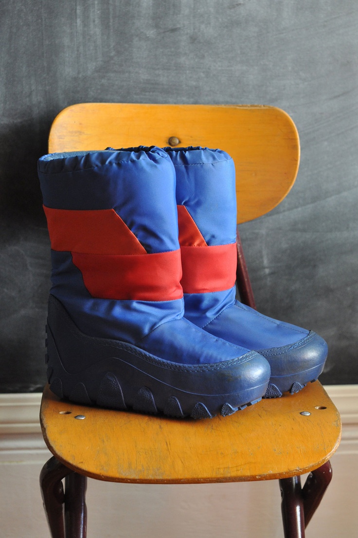 Detail Napoleon Dynamite Moon Boots Nomer 15