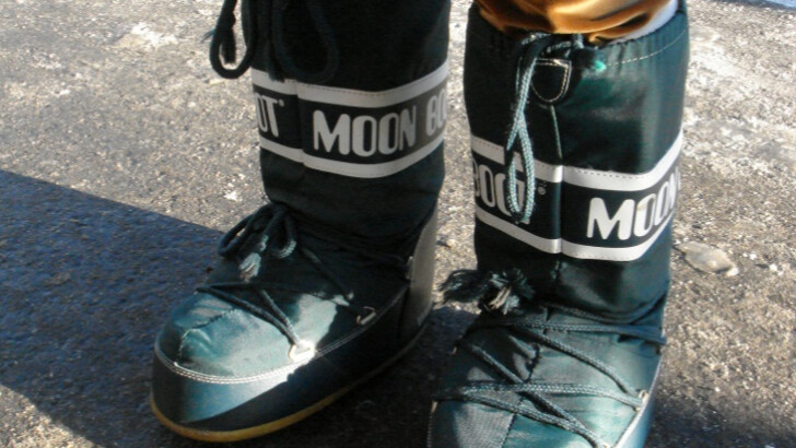 Detail Napoleon Dynamite Moon Boots Nomer 16