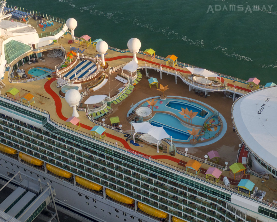 Detail Navigator Of The Seas Webcam Nomer 11