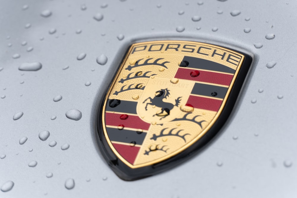 Detail Logo For Porsche Nomer 44