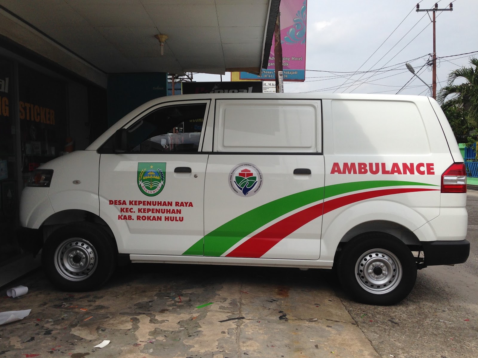 Detail Desain Stiker Ambulance Nomer 45