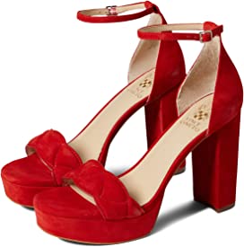 Detail Oma In High Heels Nomer 13
