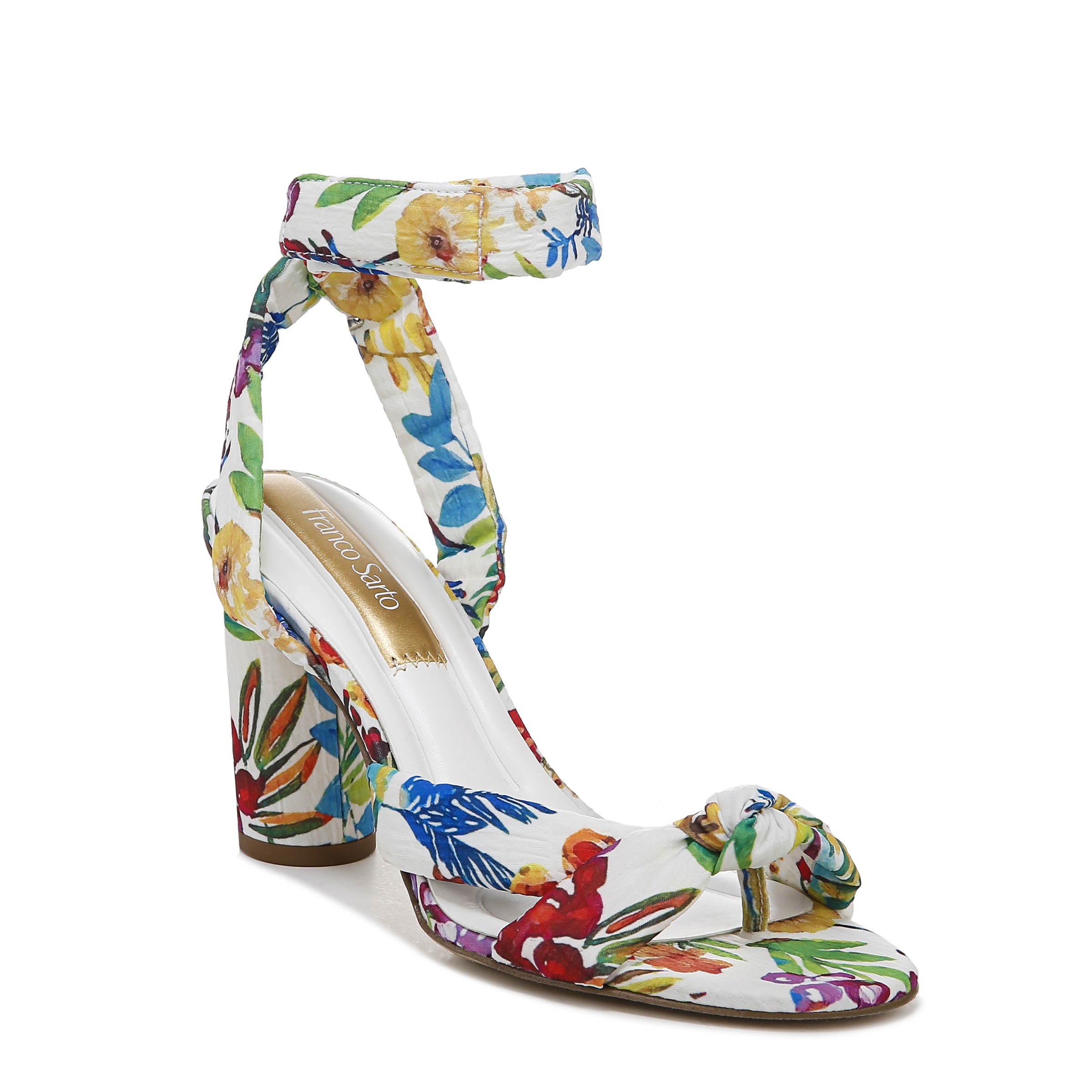 Detail Oma In High Heels Nomer 2