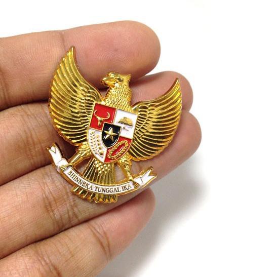 Detail Logo Garuda Emas Timbul Nomer 33