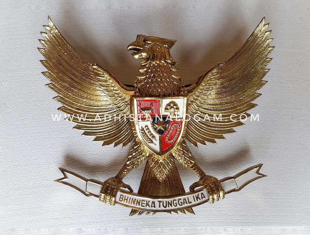 Detail Logo Garuda Pancasila Emas Nomer 36