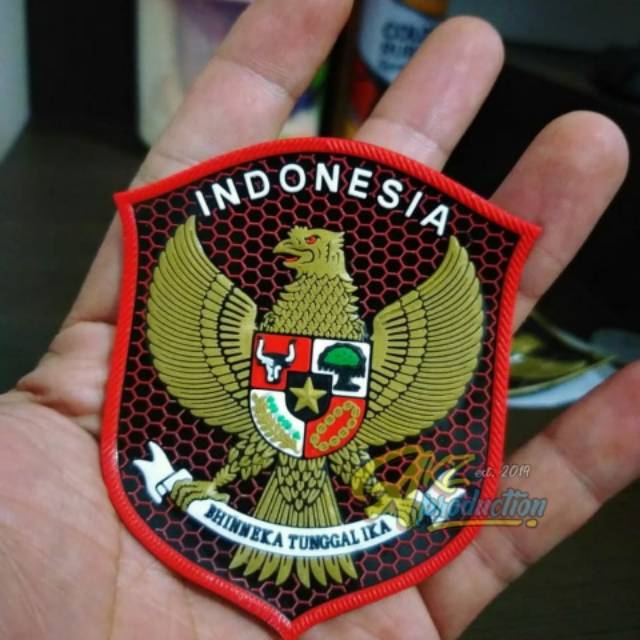 Detail Logo Garuda Timnas Nomer 19