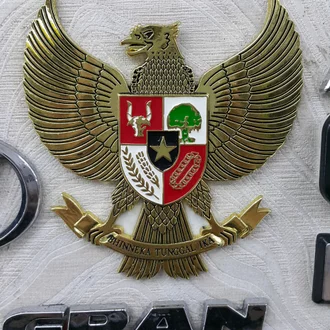 Detail Logo Garuda Warna Emas Nomer 44