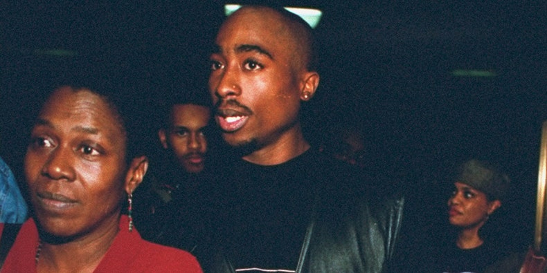 Detail New Photos Of Tupac Shakur Nomer 57