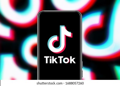 Detail New Tiktok Logo Nomer 24