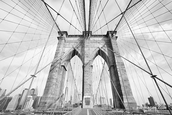 Detail New York Black And White Nomer 36