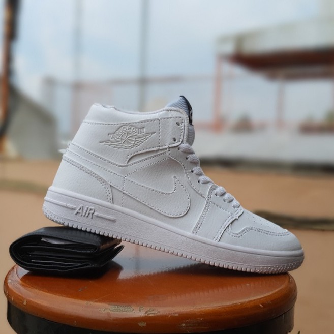 Detail Nike Air Jordan Putih Nomer 4