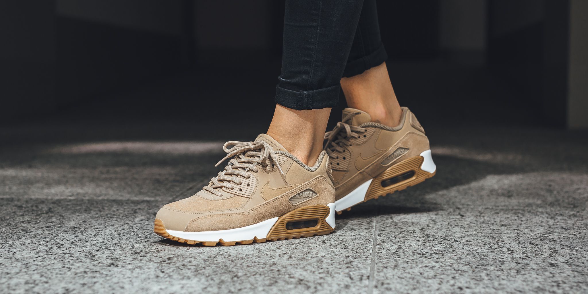 Detail Nike Air Max 90 Mushroom Gum Nomer 24