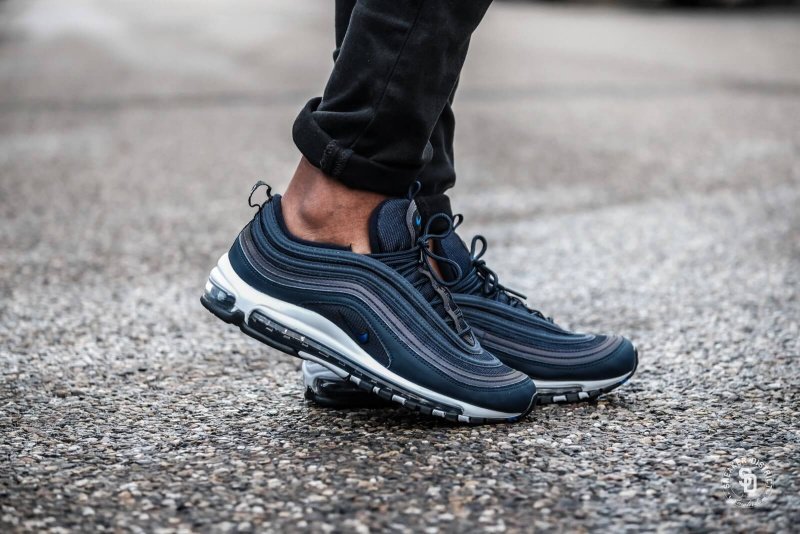 Detail Nike Air Max 97 Mens Nomer 15