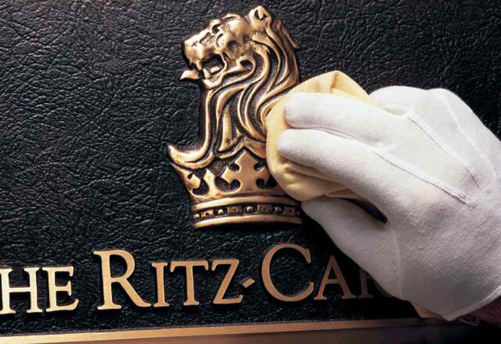 Detail Logo Hotel Ritz Carlton Nomer 16