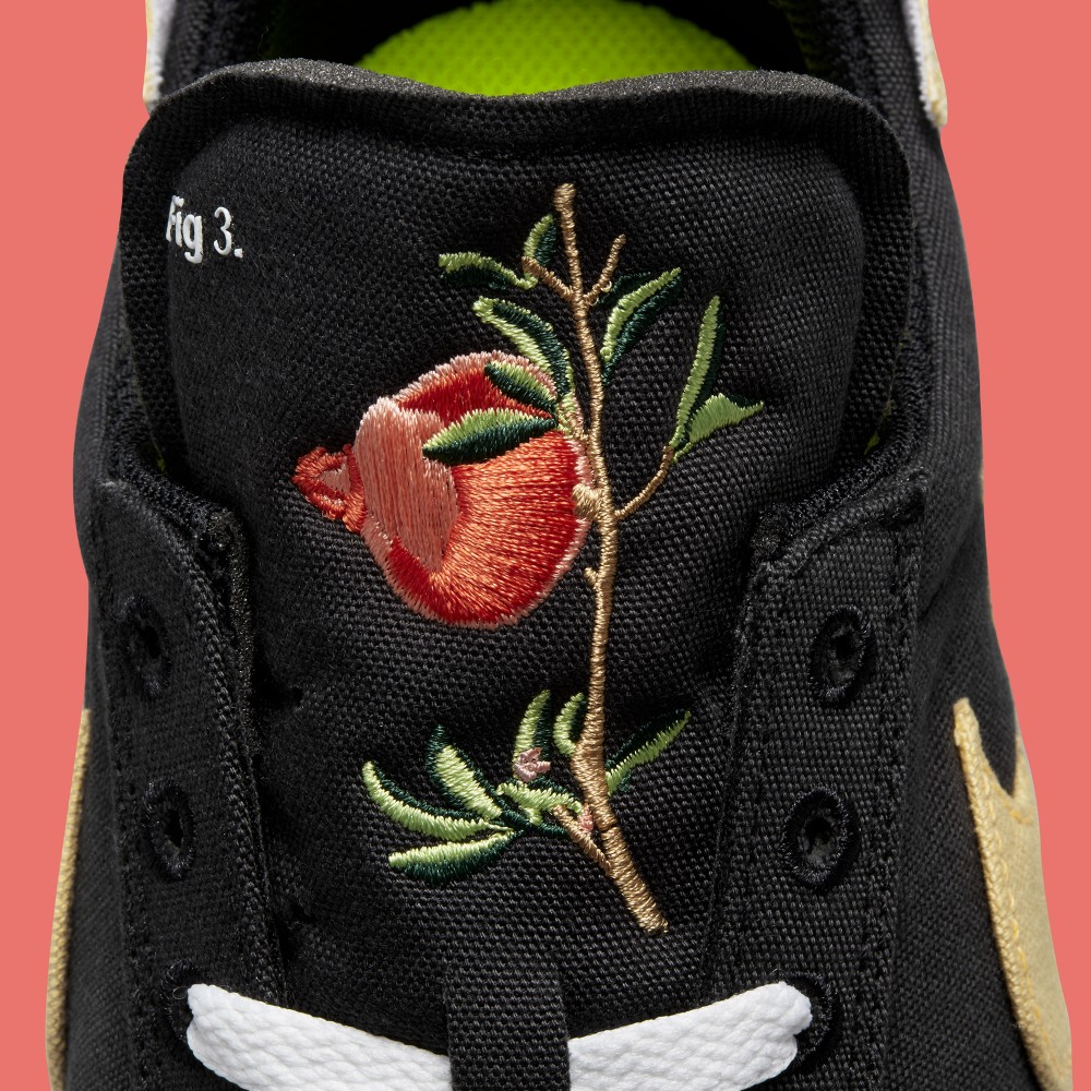 Detail Nike Floral Collection Pomegranate Nomer 54