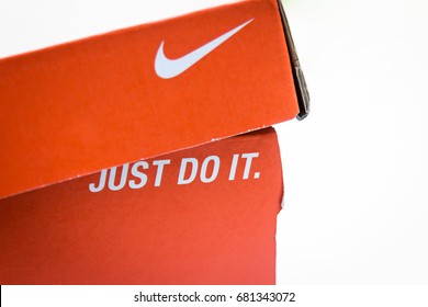 Detail Nike Pics Just Do It Nomer 20