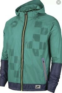 Detail Nike Shield Flash Running Jacket Nomer 35