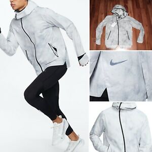 Detail Nike Shield Flash Running Jacket Nomer 47