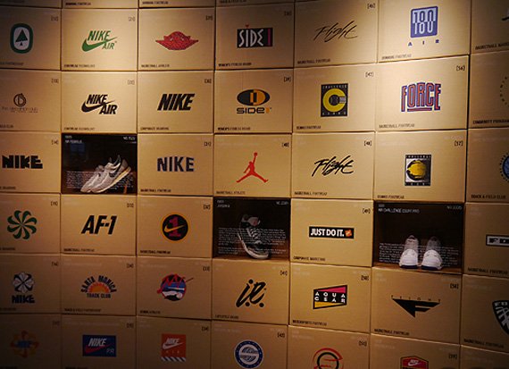Detail Nike Shoe Logos Nomer 21
