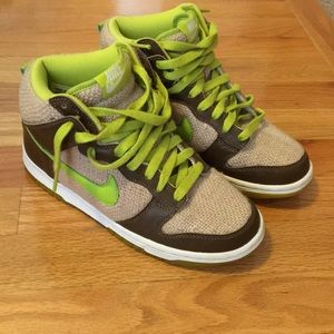 Download Nike Shrek Shoes Nomer 11