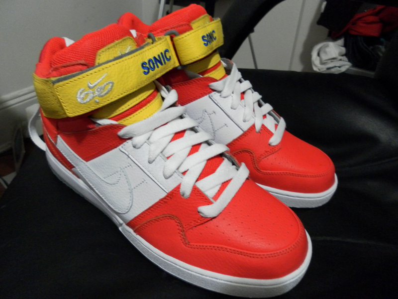 Detail Nike Sonic The Hedgehog Shoes Nomer 11