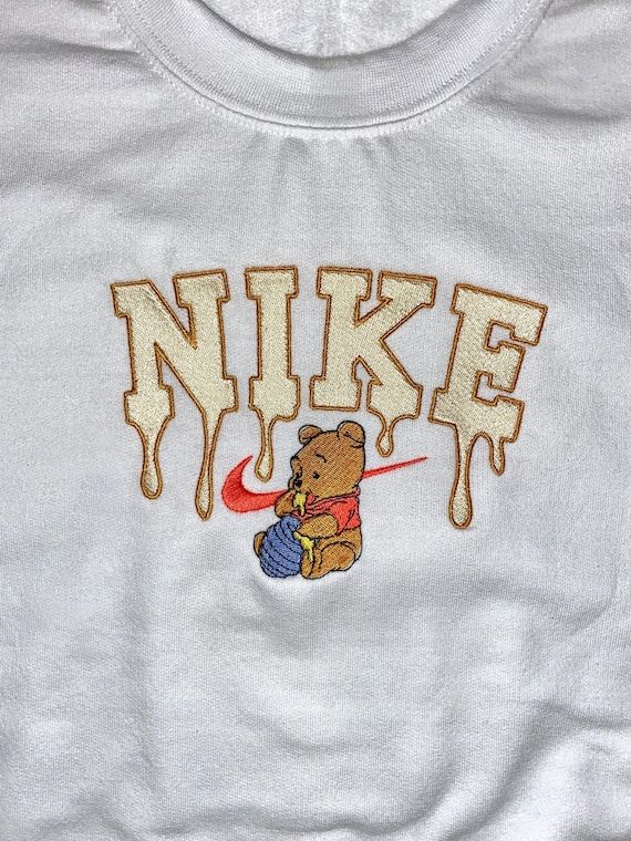 Detail Nike Winnie The Pooh Hoodie Nomer 25