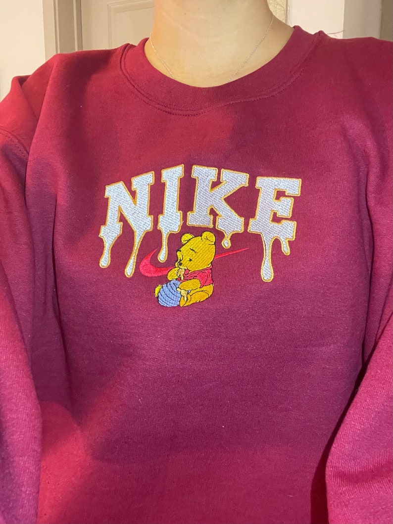 Detail Nike Winnie The Pooh Hoodie Nomer 48