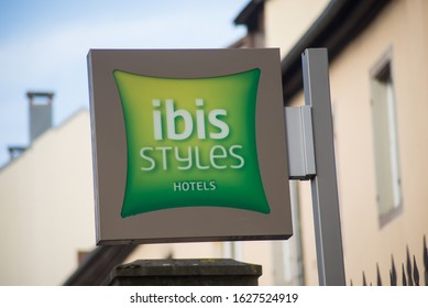 Detail Logo Ibis Styles Nomer 18