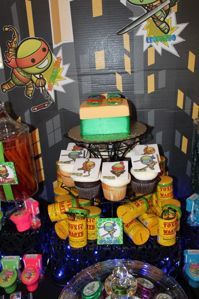 Detail Ninja Turtle Candy Table Nomer 32