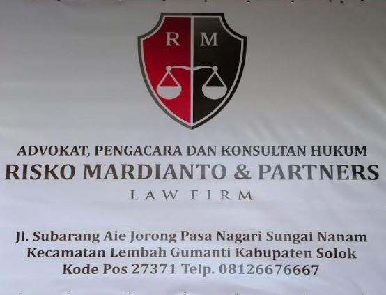 Detail Logo Kantor Pengacara Nomer 40