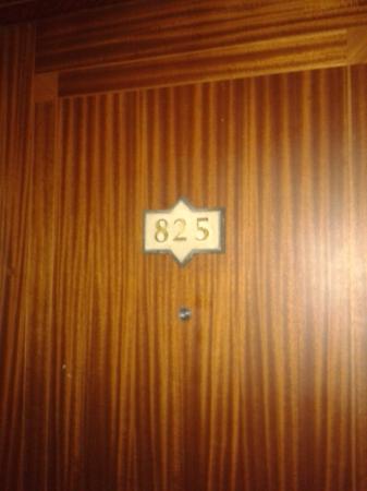 Detail Nomor Pintu Kamar Hotel Nomer 9