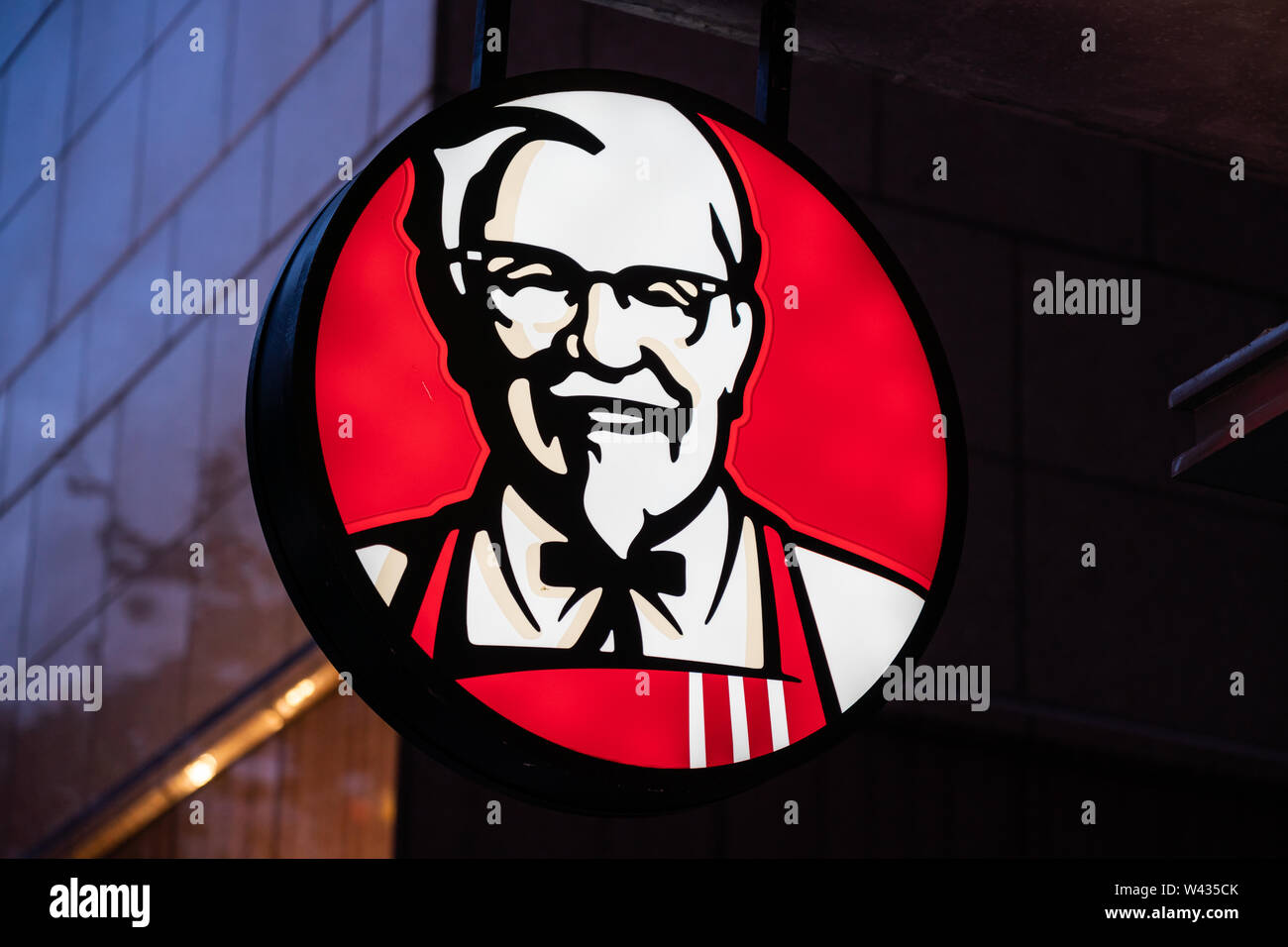 Detail Logo Kfc Vector Nomer 44