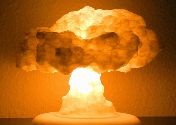 Detail Nuclear Explosion Mushroom Cloud Model Lamp Nomer 20
