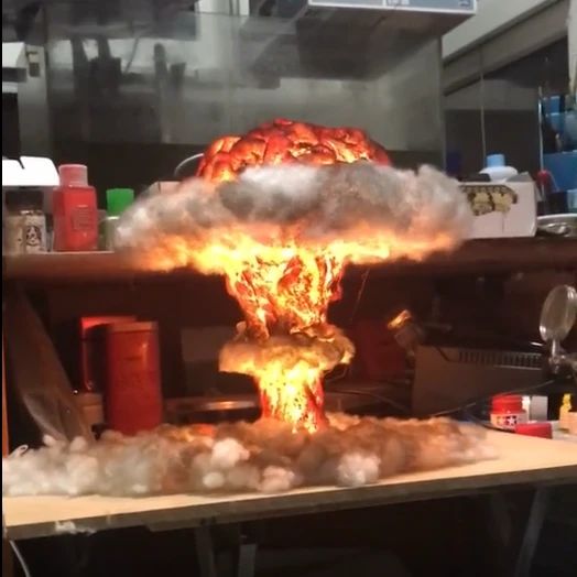 Detail Nuclear Explosion Mushroom Cloud Model Lamp Nomer 8
