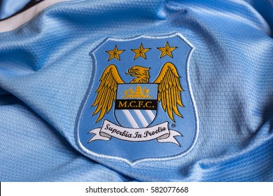 Detail Logo Lama Manchester City Nomer 33