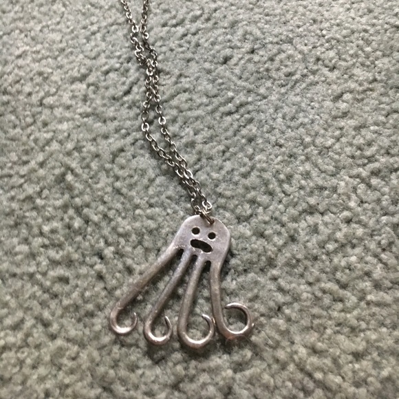 Detail Octopus Fork Necklace Nomer 19