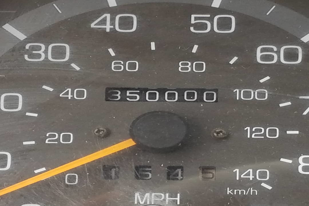 Detail Odometer Pictures Nomer 37