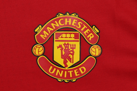 Detail Logo Manchester United Terbaru Nomer 9