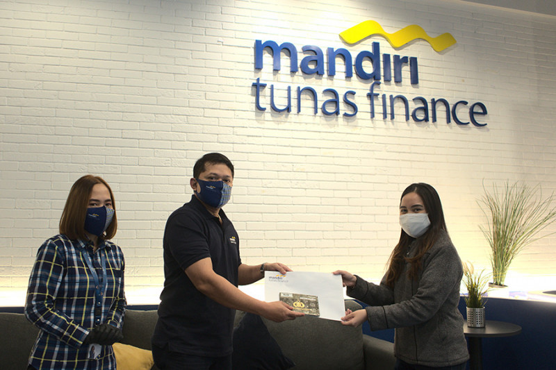 Detail Logo Mandiri Tunas Finance Nomer 27