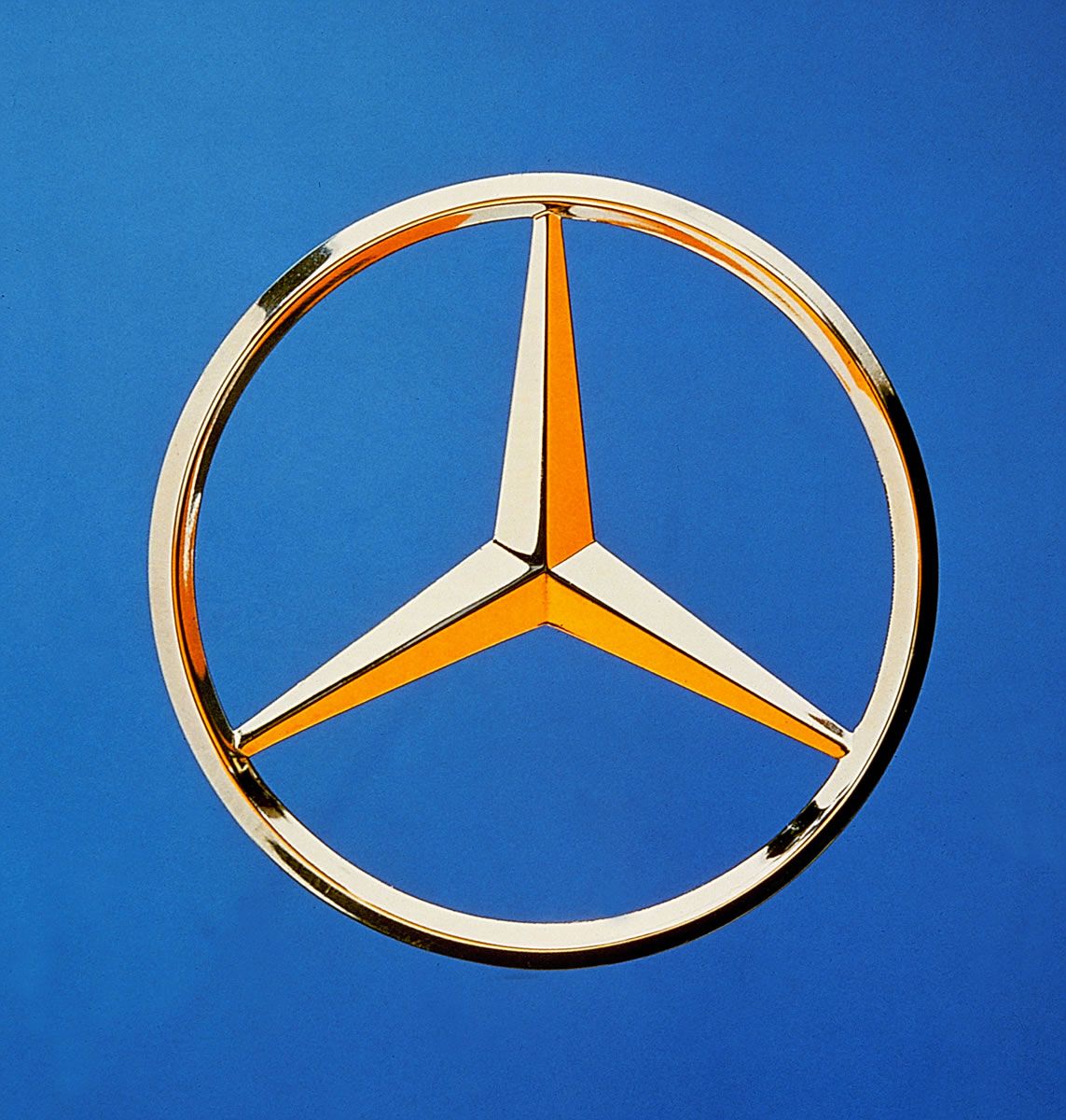 Detail Logo Mercedes Benz Nomer 44