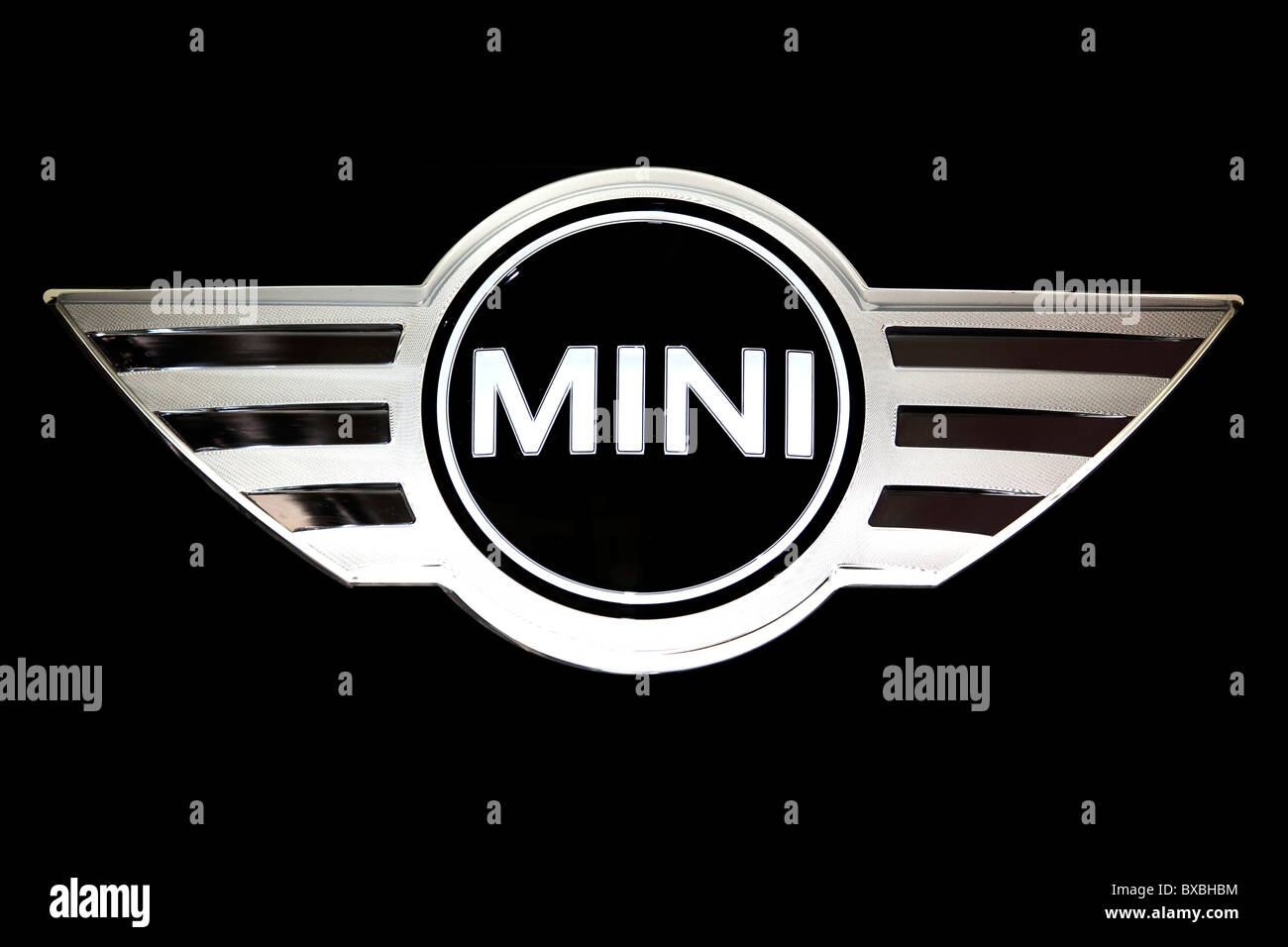 Detail Logo Merek Motor Nomer 29