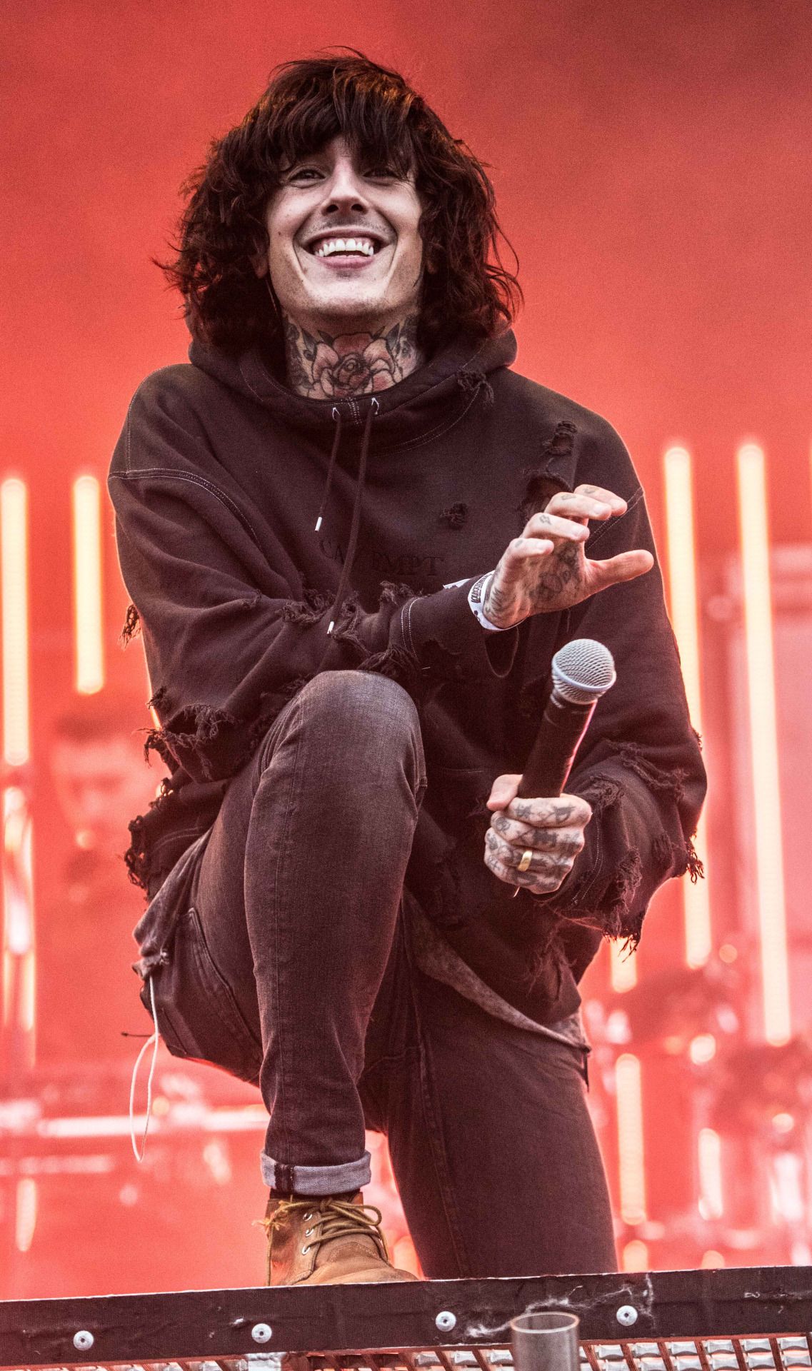 Detail Oliver Sykes Wallpaper Nomer 24